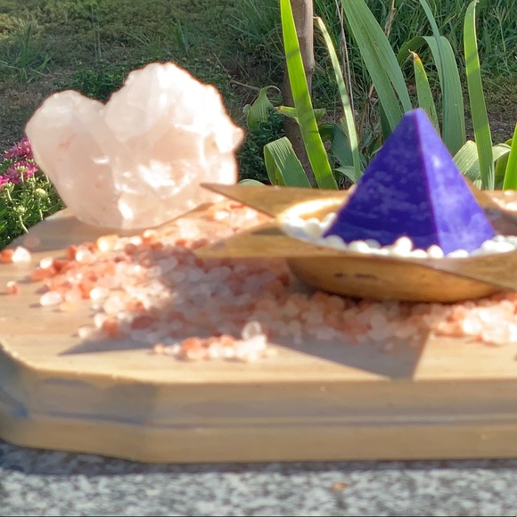 Mystery Pyramid Soy Wax Melts - Picture 4 of 8